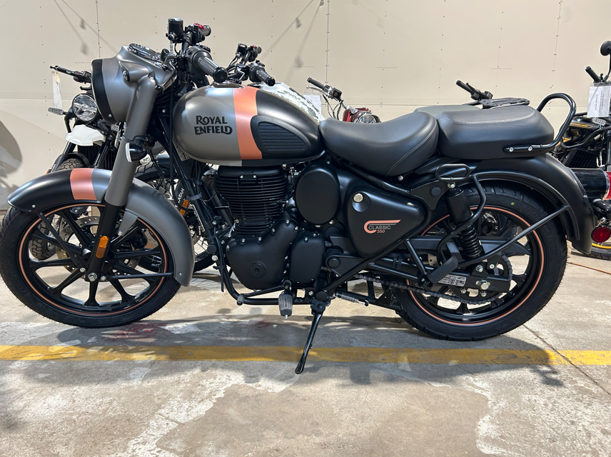 2026 Royal Enfield Classic 350 - Gun Grey - Click for OTD Pricing - In Stock!